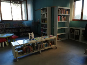 biblioteca sala di lettura 